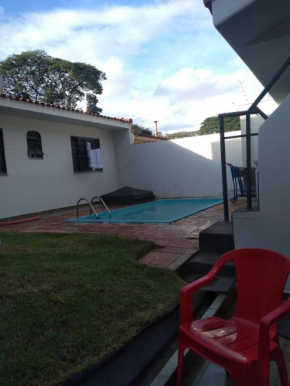 Pensionato quarto individual em Maringá/pr